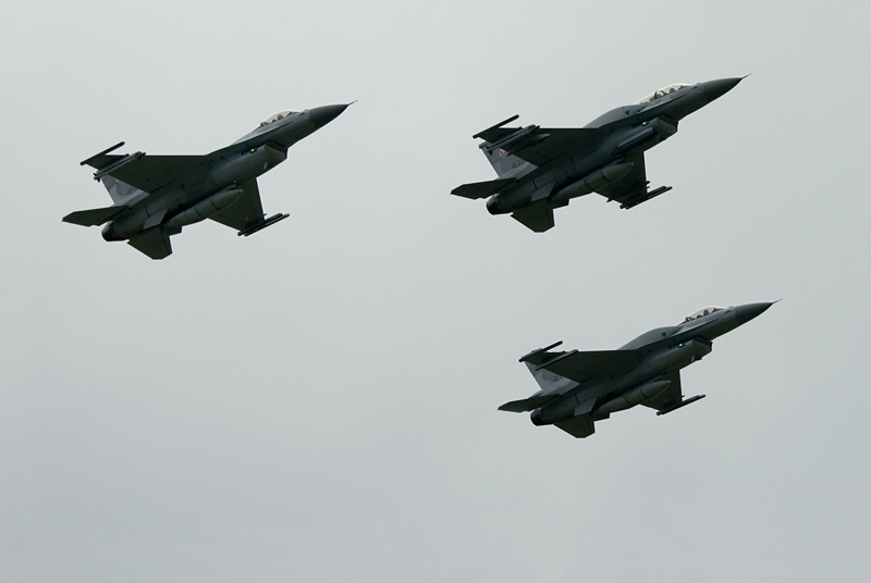 12_Minsk Mazowiecki_23blot_F-16.jpg